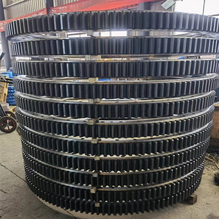 Large gear tooth-by-tooth hardening @ Xuzhou Helin Slewing Bearing
